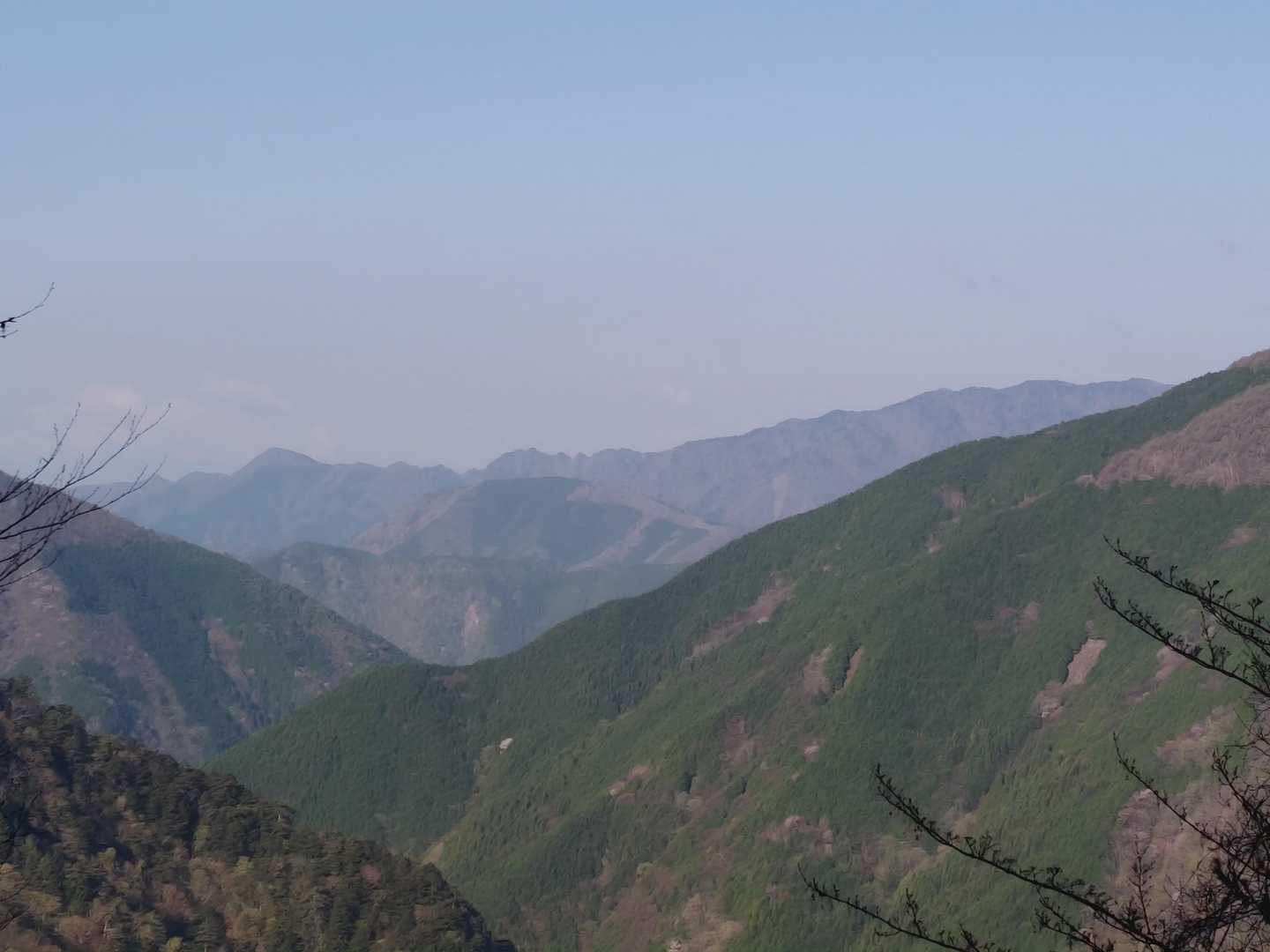 観音山から熊伏山までの稜線