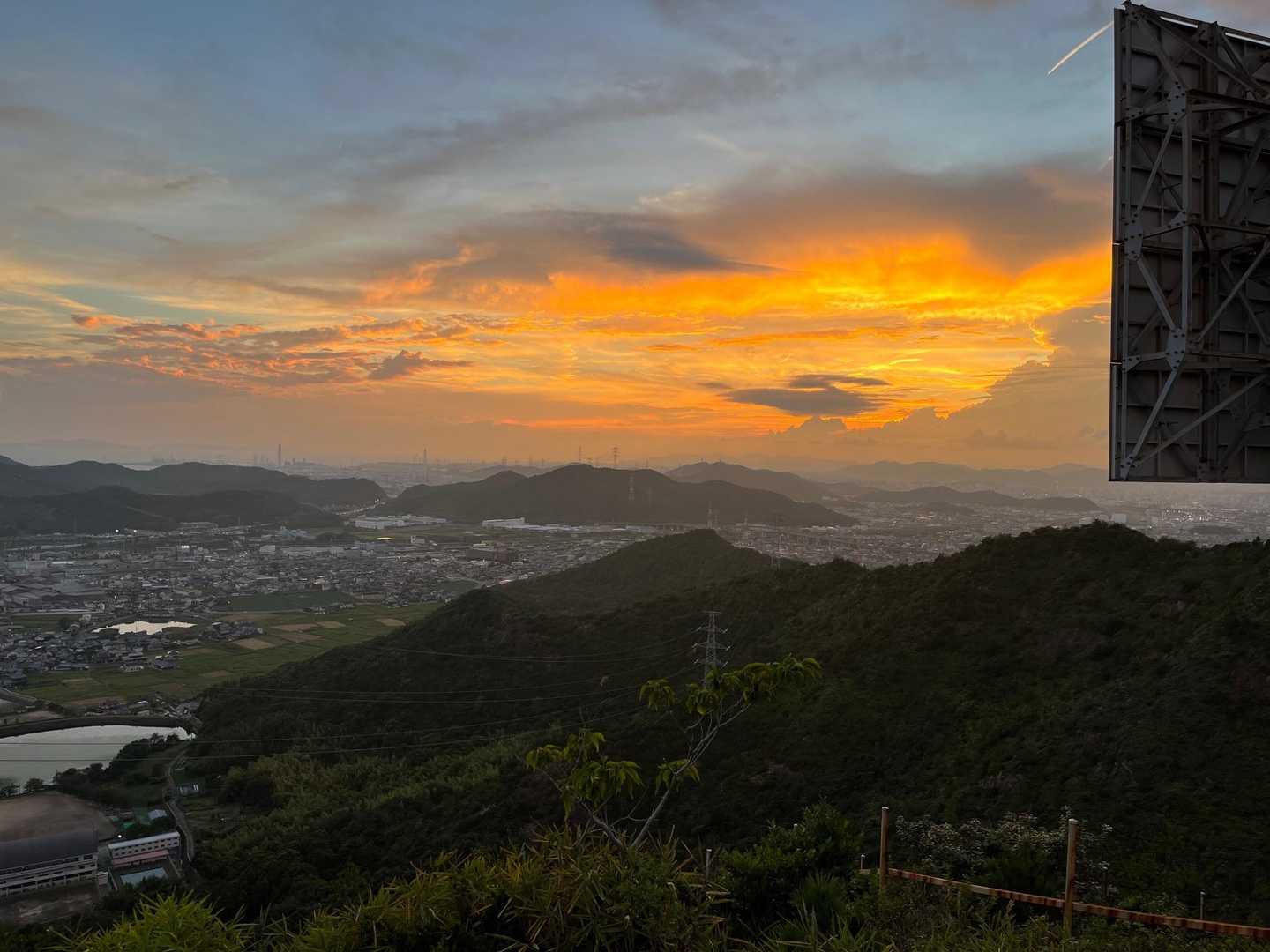 あっという間に日が沈んでいきます。