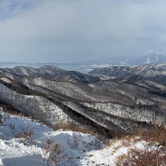 猪苗代湖と磐梯山。額取にくる醍醐味みたいなもんですね、この景色。