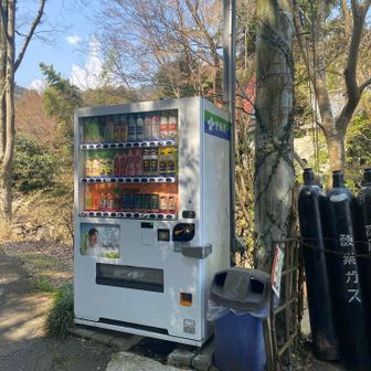 最後の水場で水分補給〜