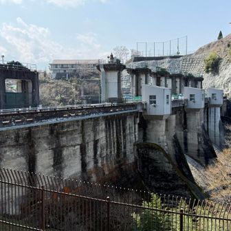 相模ダムまで歩く。弁天橋経由で行ったらめちゃくちゃめんどくさい道でした😭