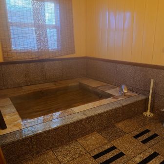 年末までお風呂入れます！
改装した新しい浴槽に冷えた体を鎮め、手足を伸ばしてゆっくり😌