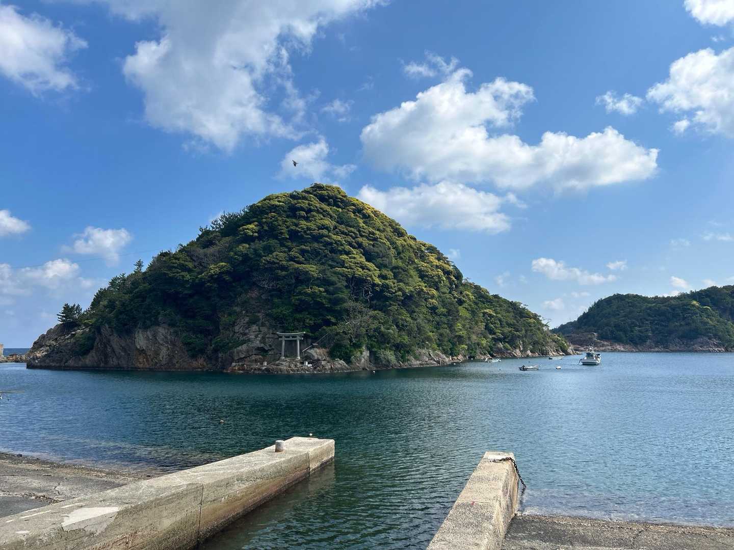 神様の住む島