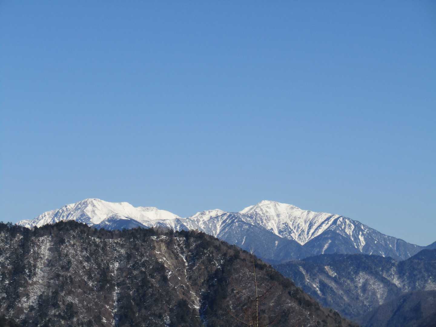 聖、茶臼、上高地岳。😍