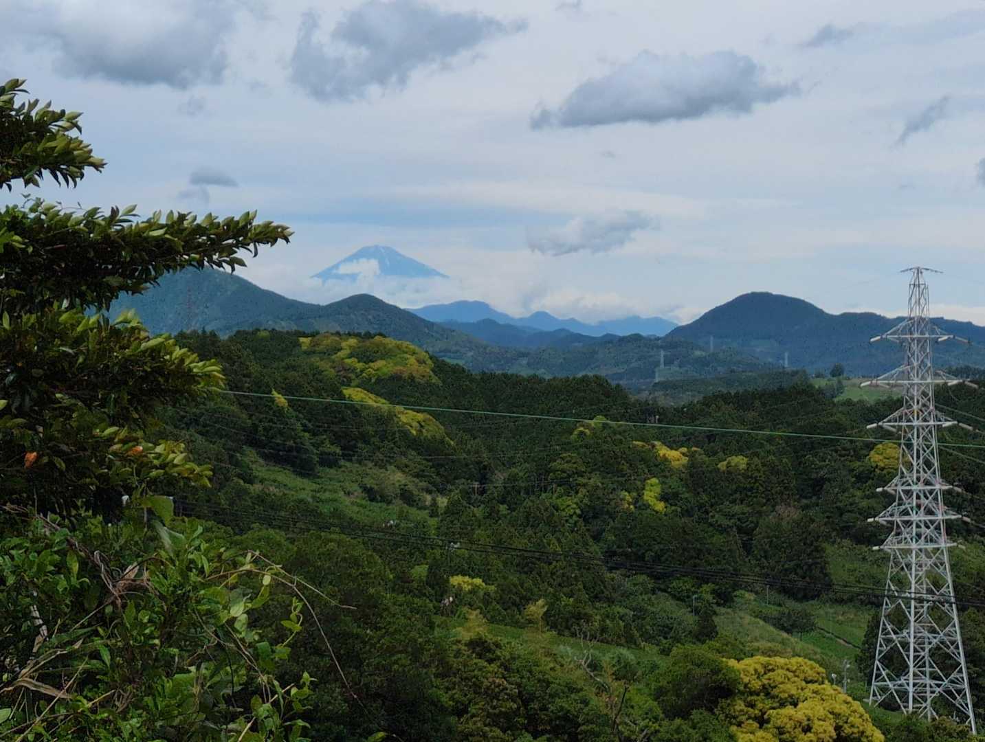 遠くに富士山🗻