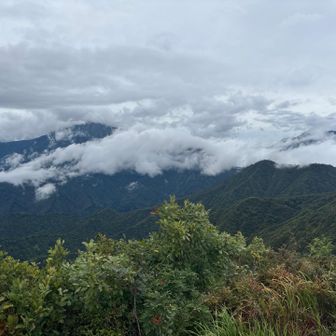 越後三山
残念！