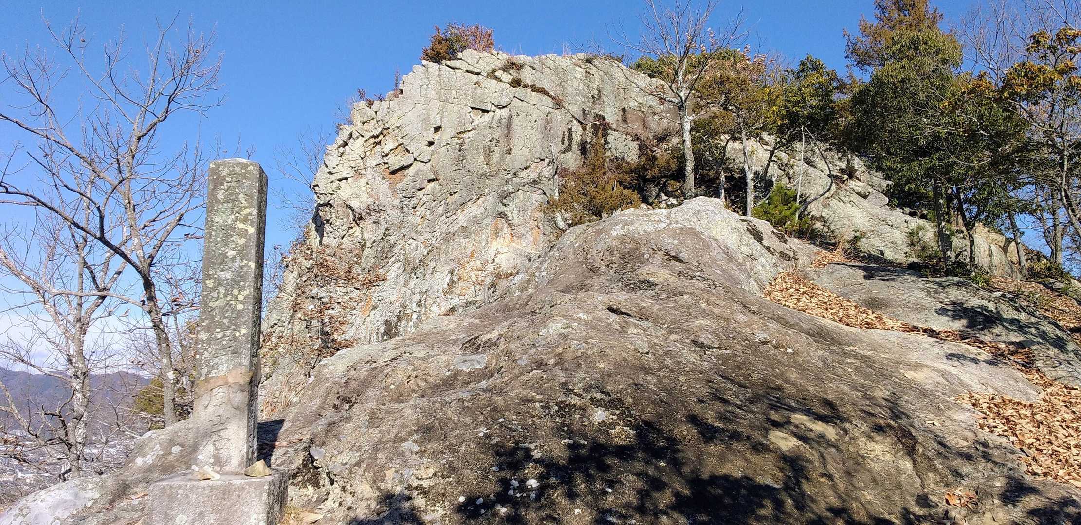 屏風岩