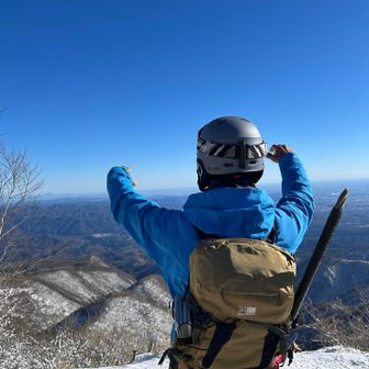 ほーらぁ、だんだん身体が浮いてくる〜ぅ。
