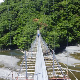 初めての長吊り橋だが、意外と大丈夫だった。