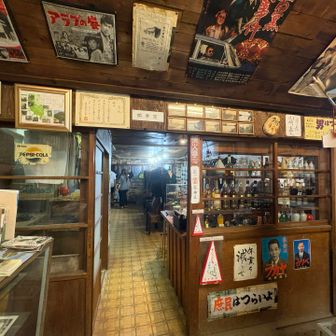 素敵な店内
奥におしゃれなお洋服など売ってましたよ