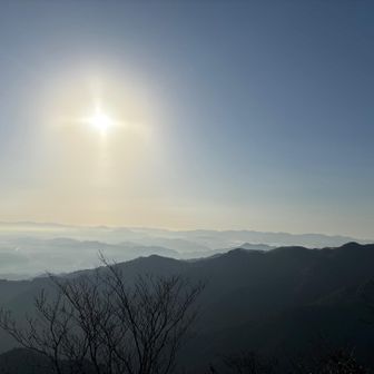 堀坂山山頂から