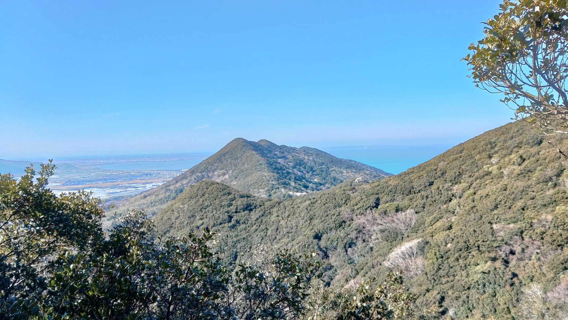 「トギスの覗き」から七つ山