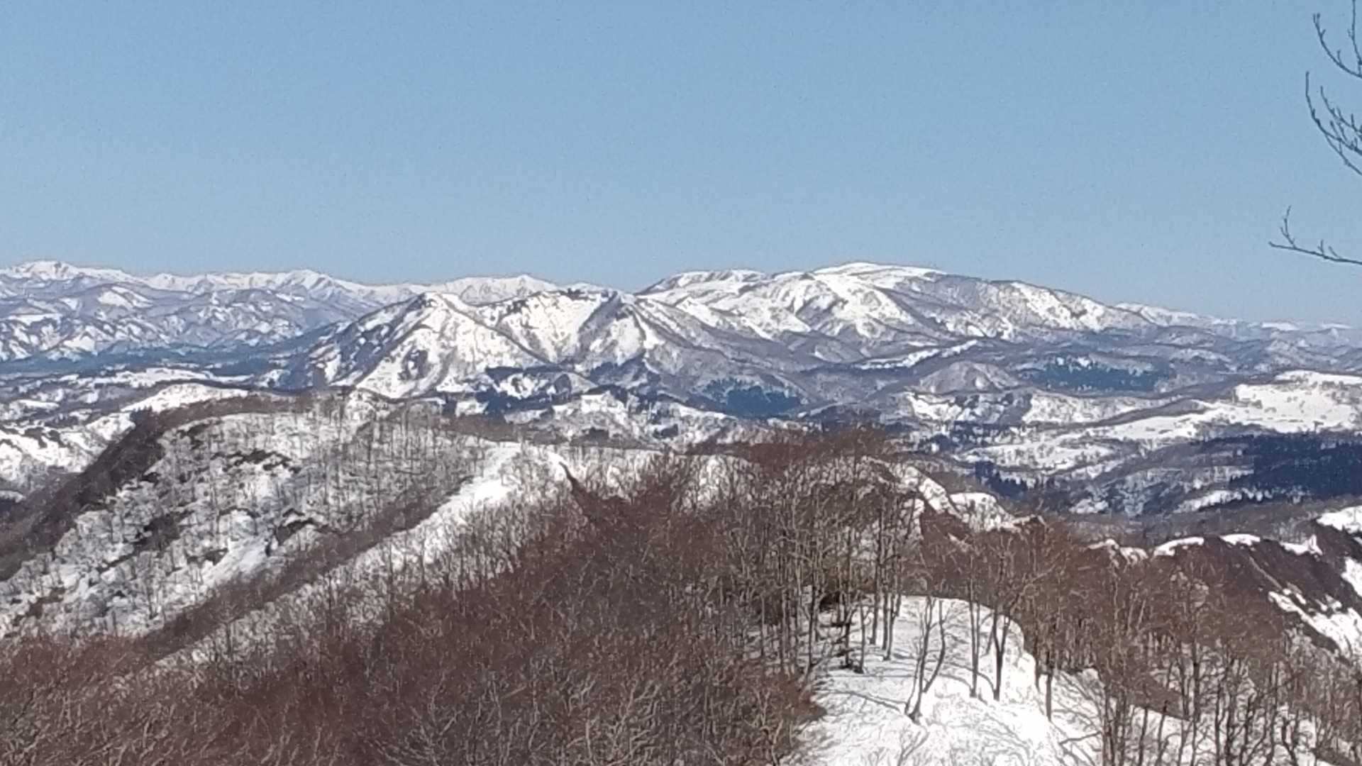 今日は神室連峰の山々や翁山が綺麗に見えた✨