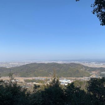 途中のビューポイント皆さん休憩してました。
空きなし、でもここは空いてたが北側やや寒い😨