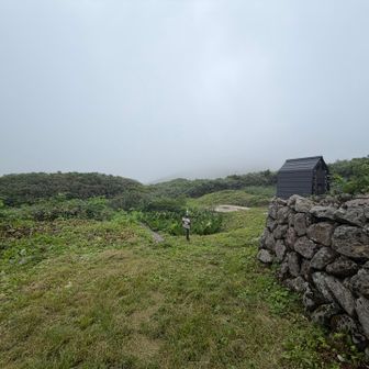 お手洗いあり。