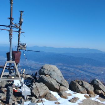 大福探してショーギの頭まで来てみたけど空振り…。しょんぼり帰ります(多いところで積雪深30センチくらい)