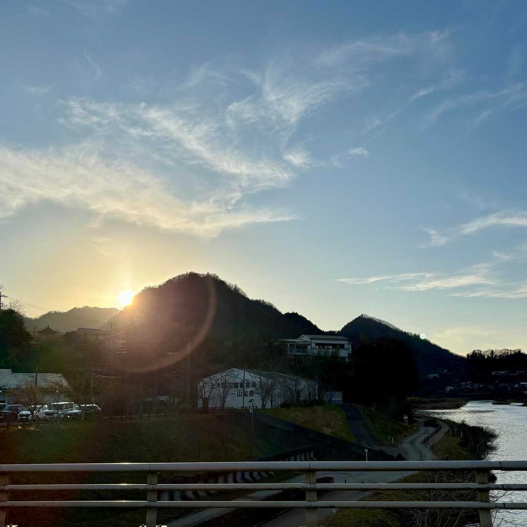 【鶴島御前山に沈む夕陽】
あぁ今日もいい日だったなぁ☺️