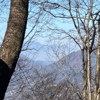 その先から山火事の煙が見えました
早く鎮火することを願います🤲