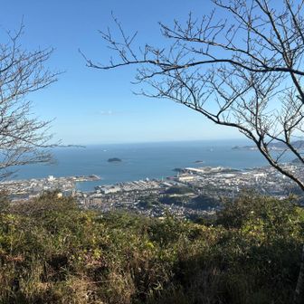 ベンチもあってゆっくり景色を楽しめます。