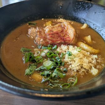 ついにこの時が来てしまった
御在所岳名物
　✨カレーうどん✨
これが食べたくてのぼったよ😋ああぁ～
旨すぎる🤤味が深い