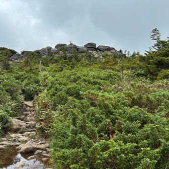 凡天岩までもうすぐです