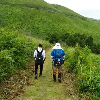 長い坂を降り･･･
