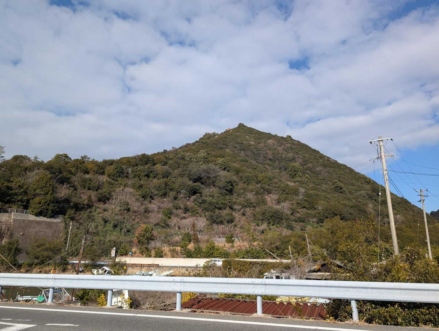 こちらが登る山