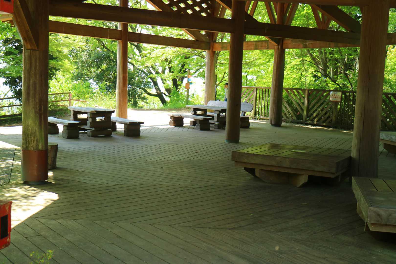 神津嶽休憩所