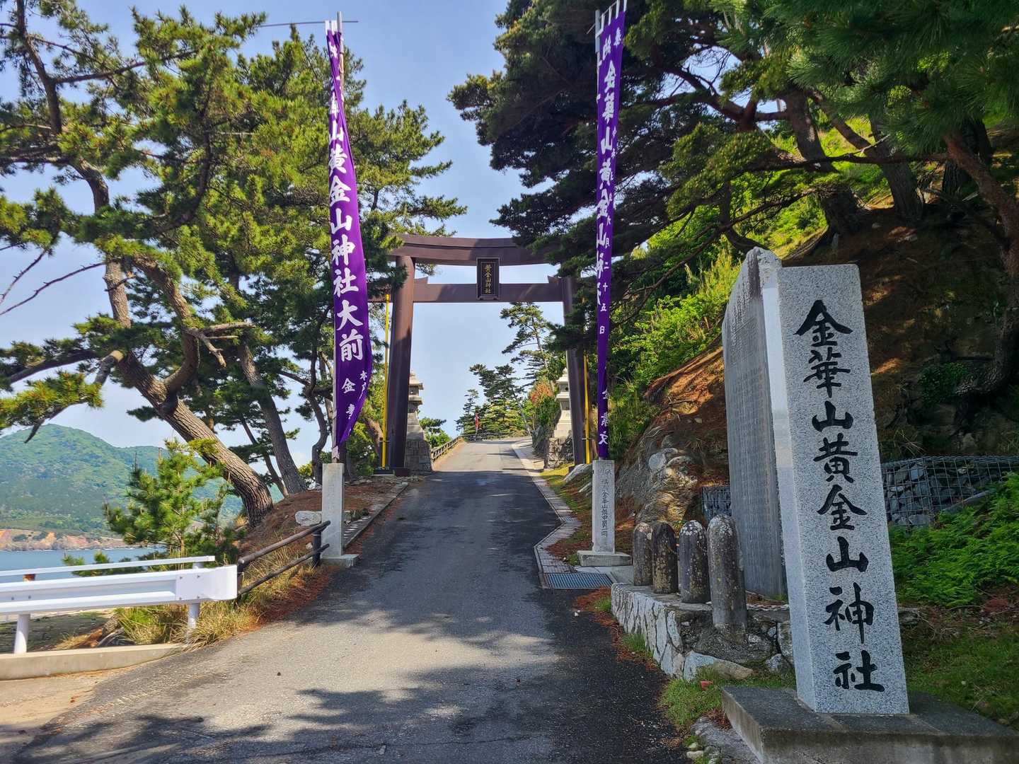 参拝者しかいません