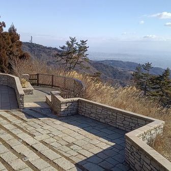 カラフルな🦌(🎠かも)とケンタウロス♀️に会えるかなぁ😊って……でも、六甲ミーツアートの作品だったのかぁ🐤https://yamap.com/activities/43823383
居てくれないと寂しい😢