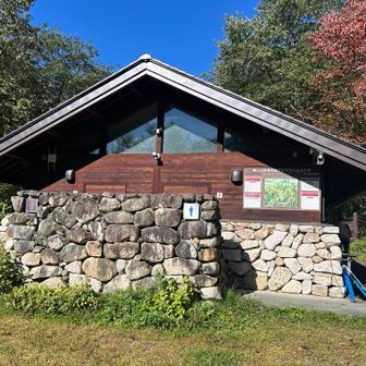 一ノ沢登山口。
トイレは閉まっています。