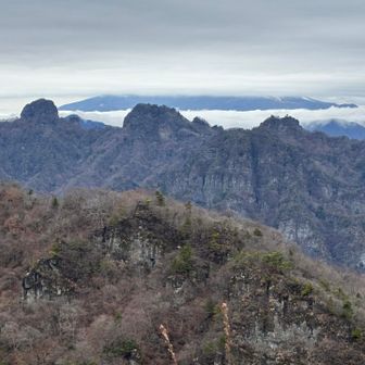 裏妙義がよく見える