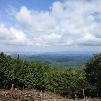 電波反射板の前からは絶景でした。