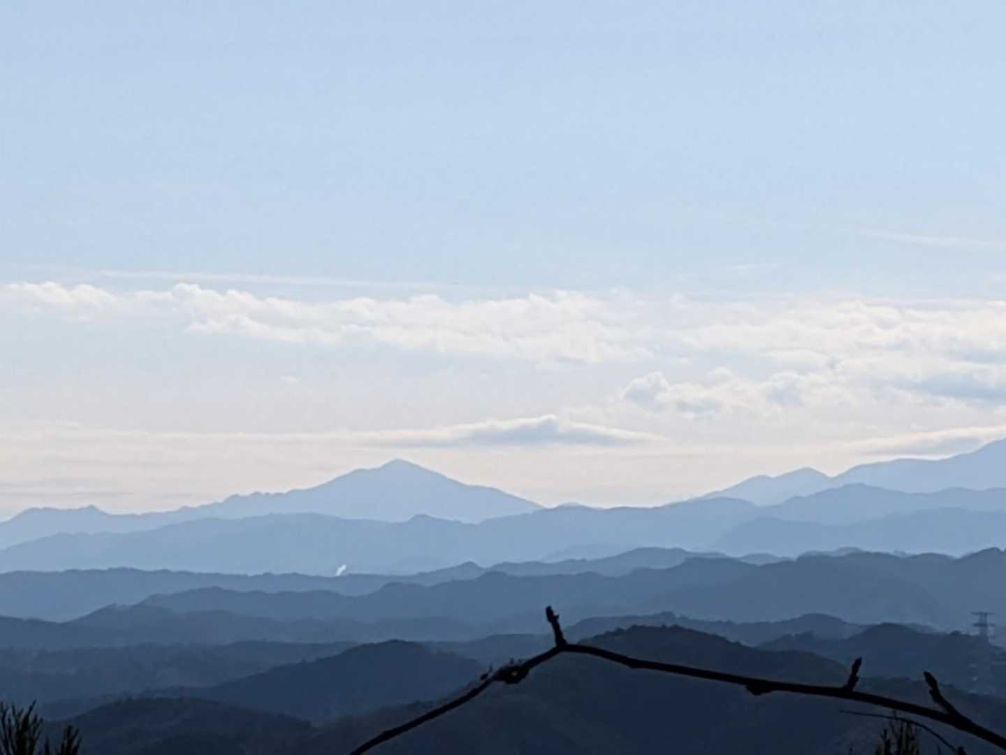 遠くに大山の姿が。