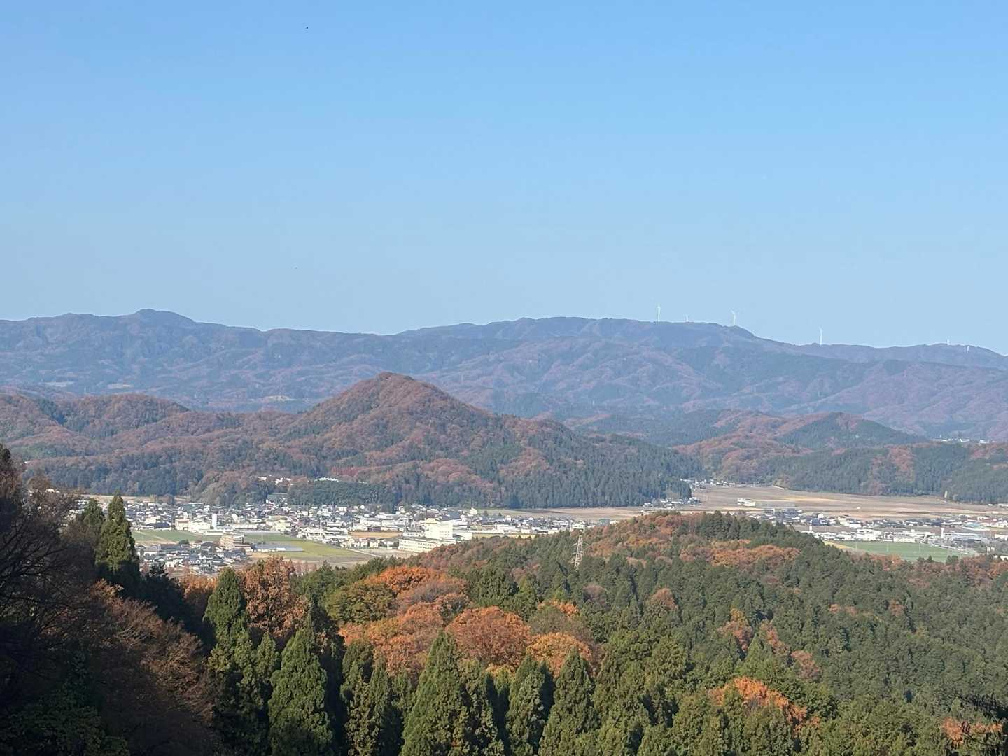 🔴🟠の山々　