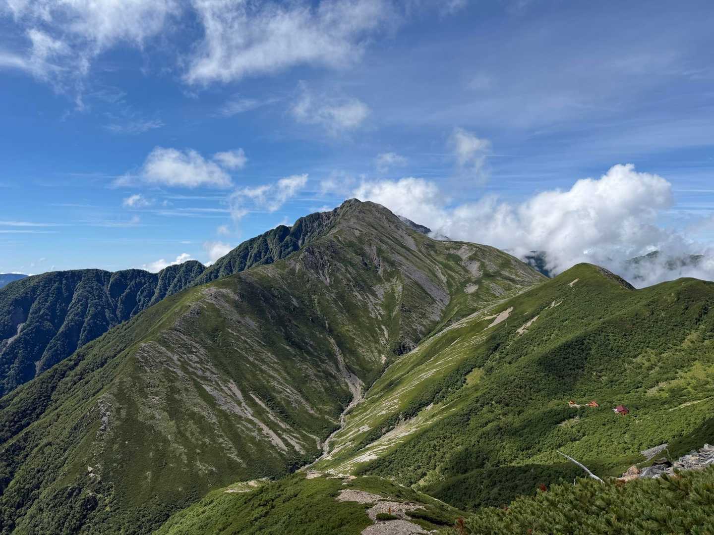 まだ遠い赤石岳