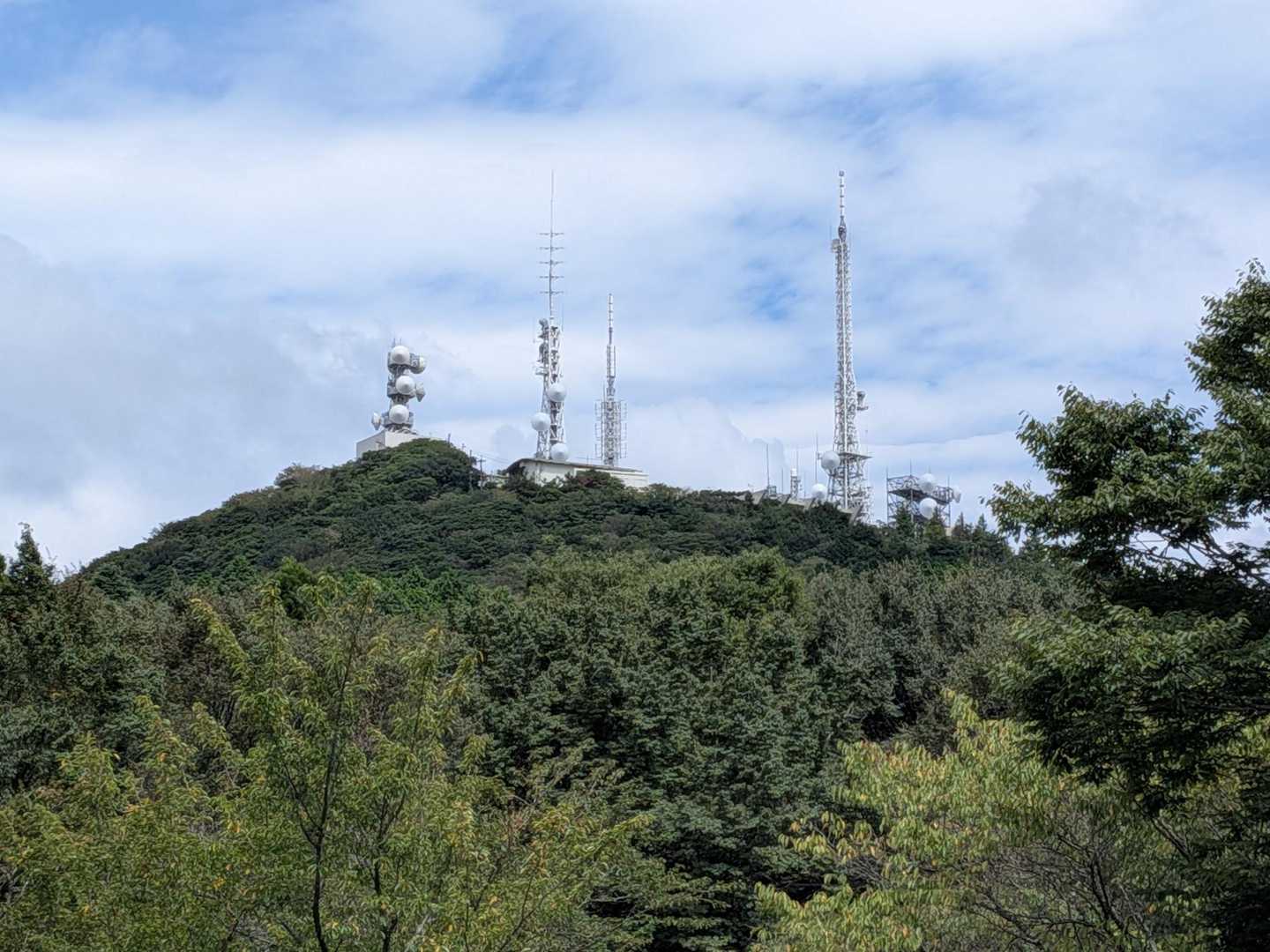 ザッ　　皿倉山