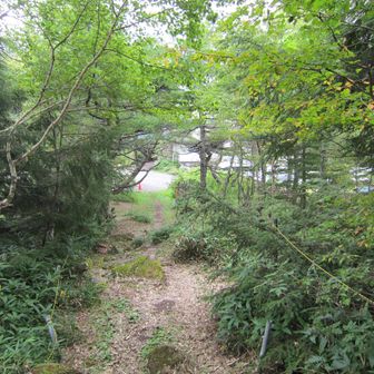 高峰温泉の登山口が見えてきました。
