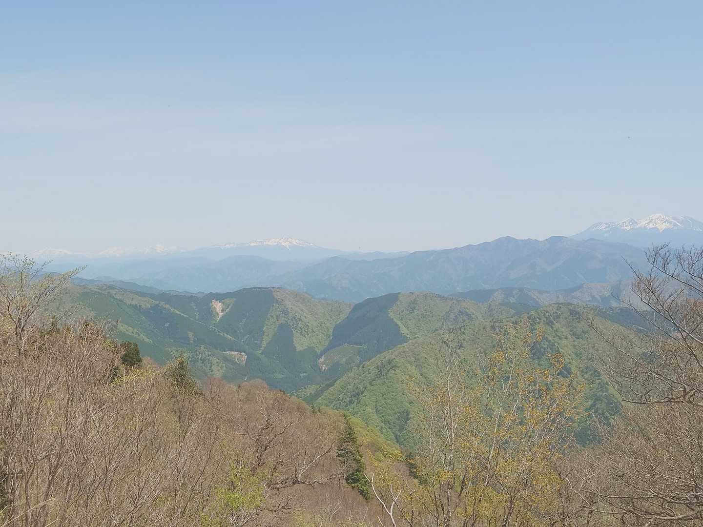 北アルプスを眺めながら、