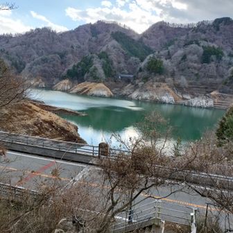 登山口に降りて来ました