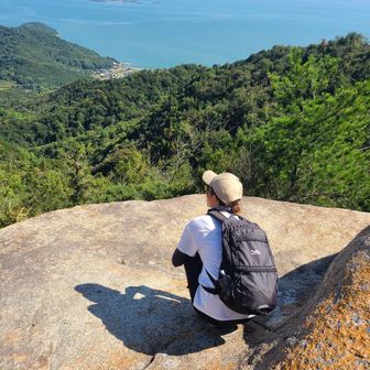 𖤣𖤥 おかき𖤣𖤥   