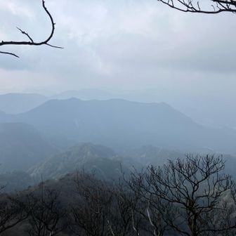 むー、今日の景色は残念。そして風があり寒かったです
