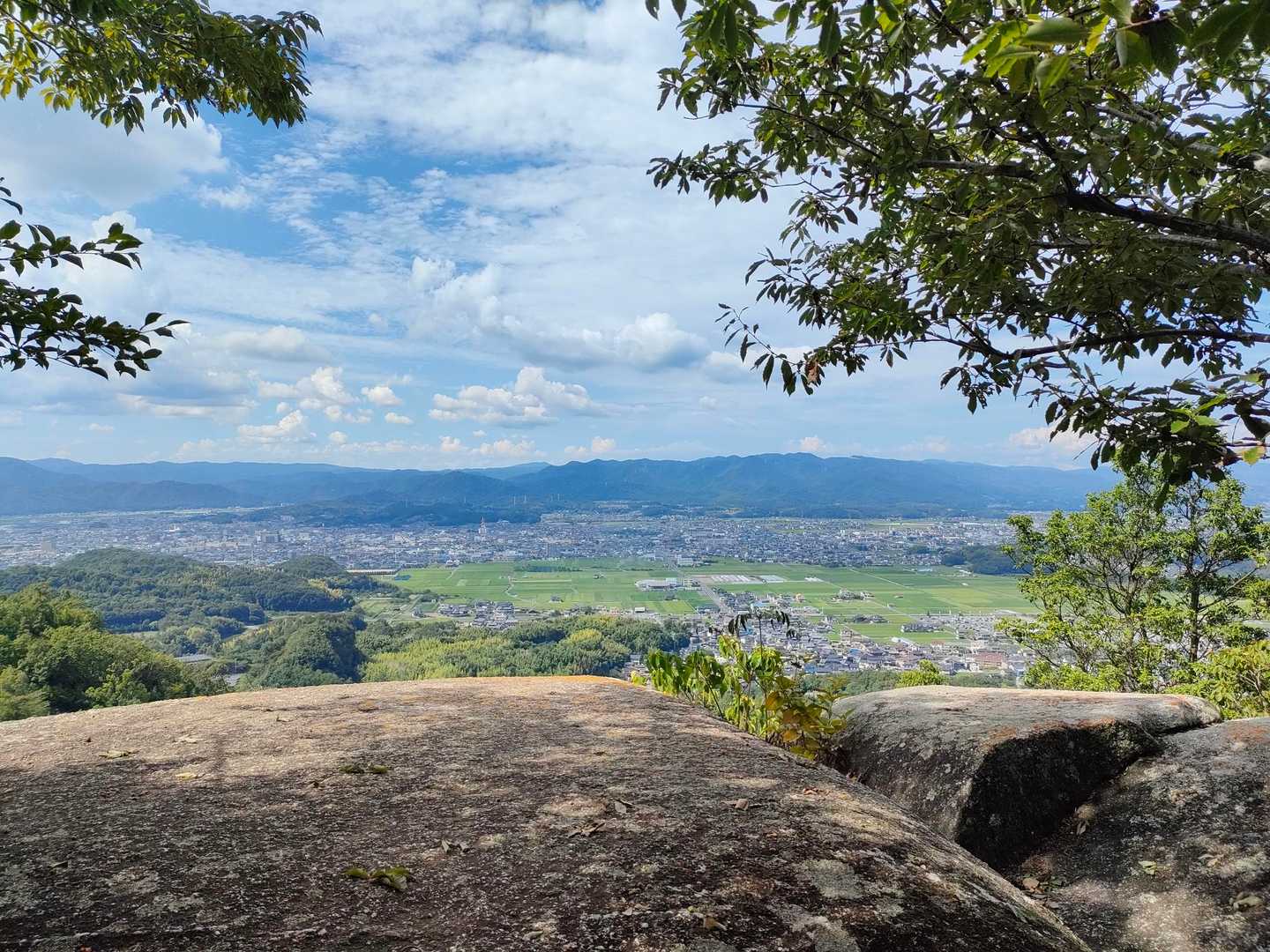 福山登山道ふれあい広場口 往復コースの写真