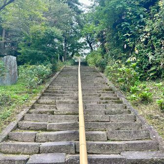 さらに登る