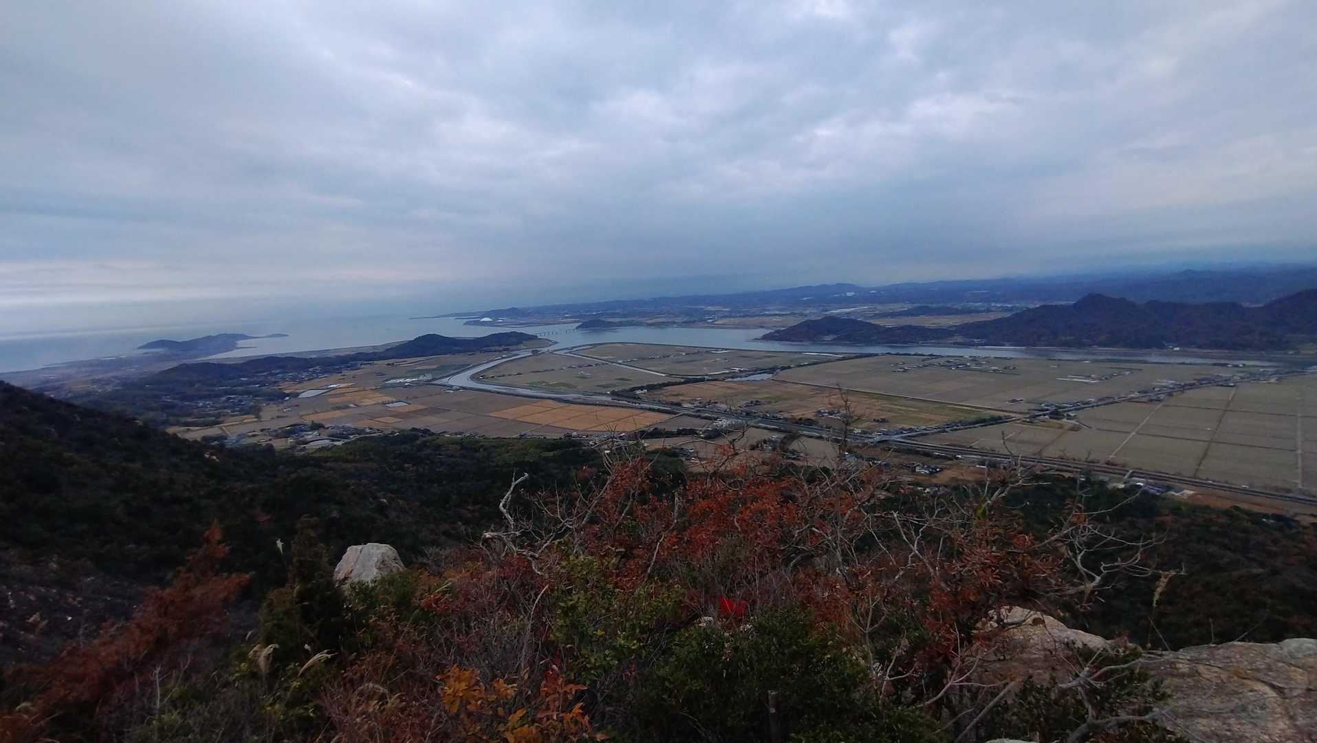山口湾へと流れ込む椹野川
ずっとのどかな風景が広がっています✨️