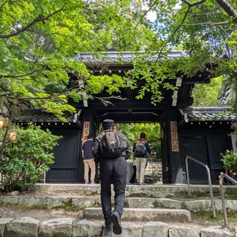 村雲御所瑞龍寺門跡へ