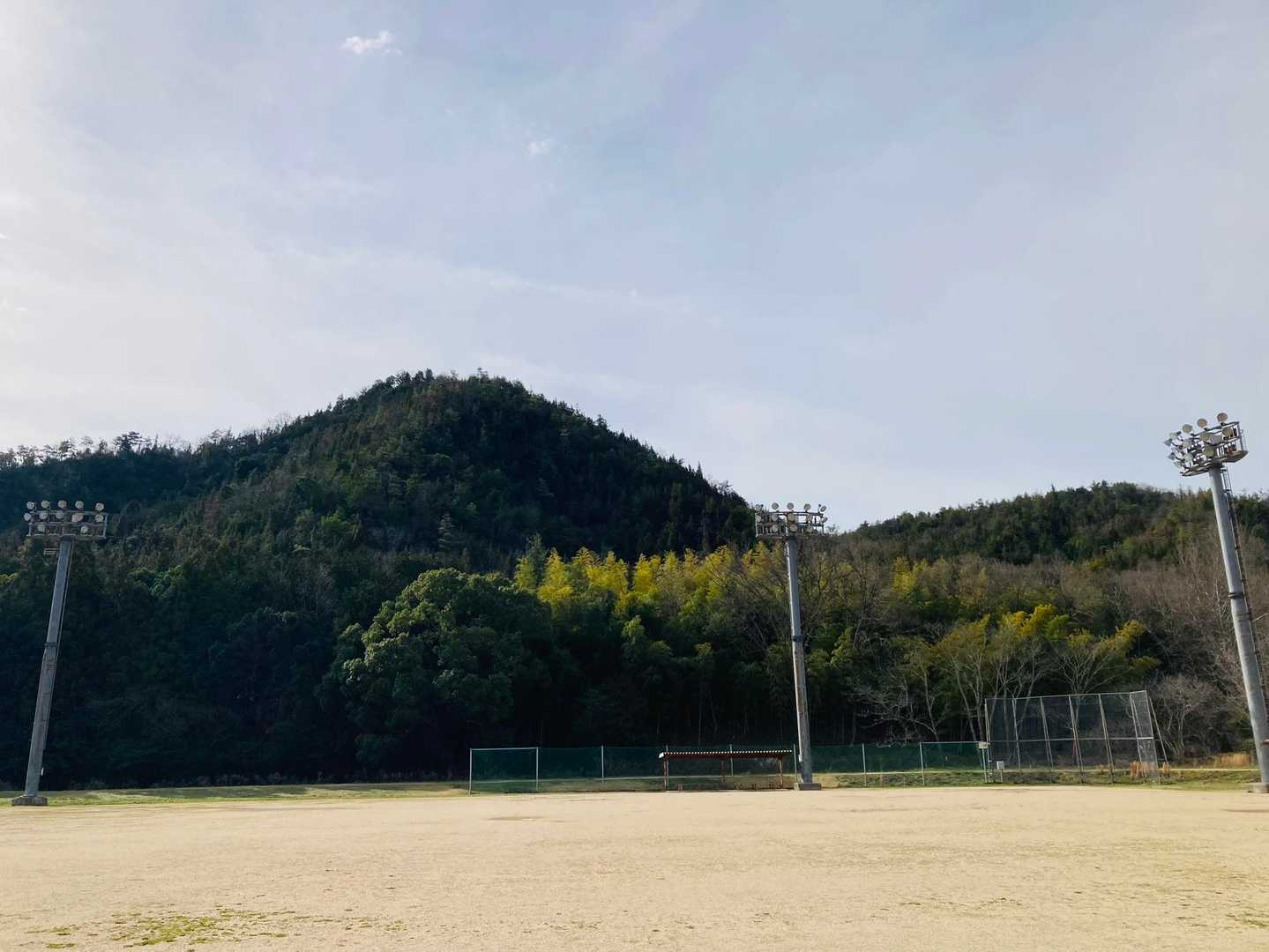 小鳥の森から見た「高尾山」🏔️
