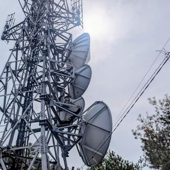 テレビ塔🗼
ぽぽっちさんのおウチへも飛ぶんだ電波！！
(映るチャンネル少ないそうです🙈)