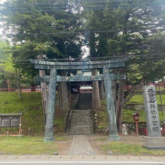 中宮祠を通過した時には午後6時半近く⛩️