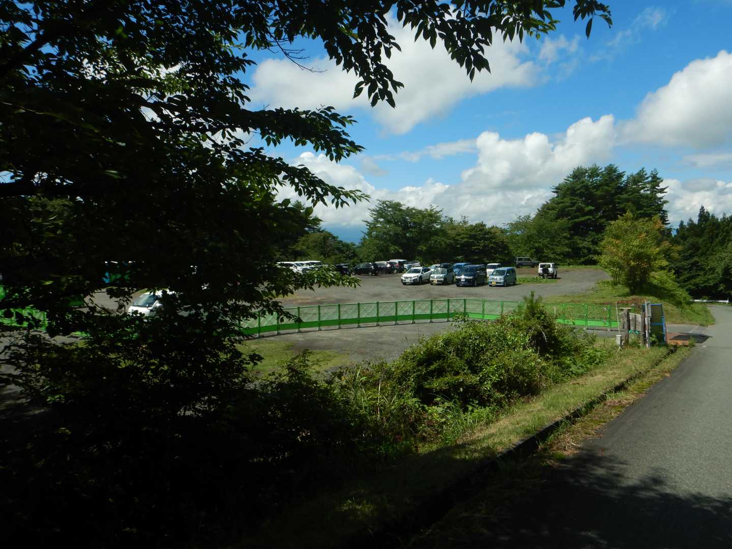 無事下山…暑すぎる😅登山口の気温26℃←ちなみに八幡平のレポ検索したら晴れてた模様😅なんてこった🤣